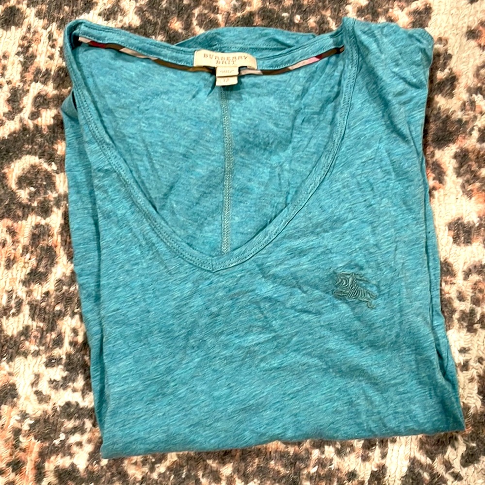 Burberry Brit v neck t shirt